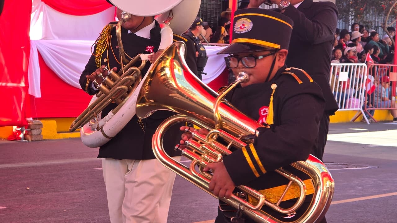 Desfile cívico escolar en Paucarpata (Arequipa) por el 205 Aniversario de la Independencia del Perú. (Foto: Yunsu Pariapaza/@photo.gec)