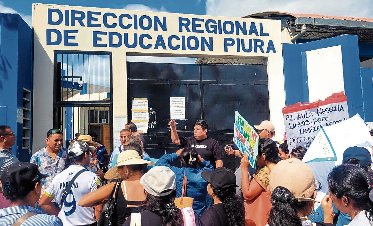 Cortan la luz en I.E por deuda de S/ 25,000 en Piura