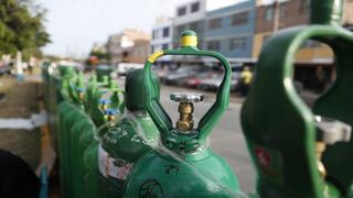 Essalud pide a empresas cumplir con abastecimiento de oxígeno medicinal para evitar poner en peligro a pacientes 