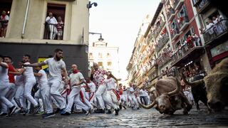 Postales del primer e intenso encierro de San Fermín (FOTOS)
