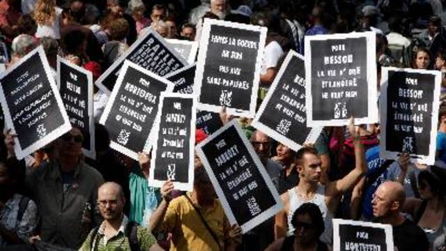 Veinte mil personas protestan contra el racismo en Suecia