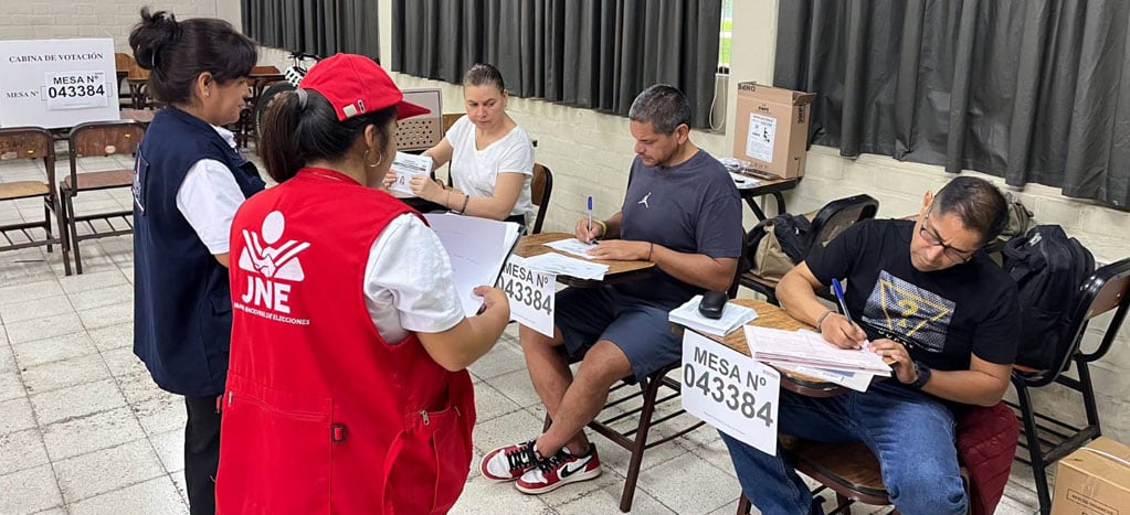 Transferencia económica de más de 99 millones de soles al JNE y ONPE para las elecciones de octubre. Foto: JNE.