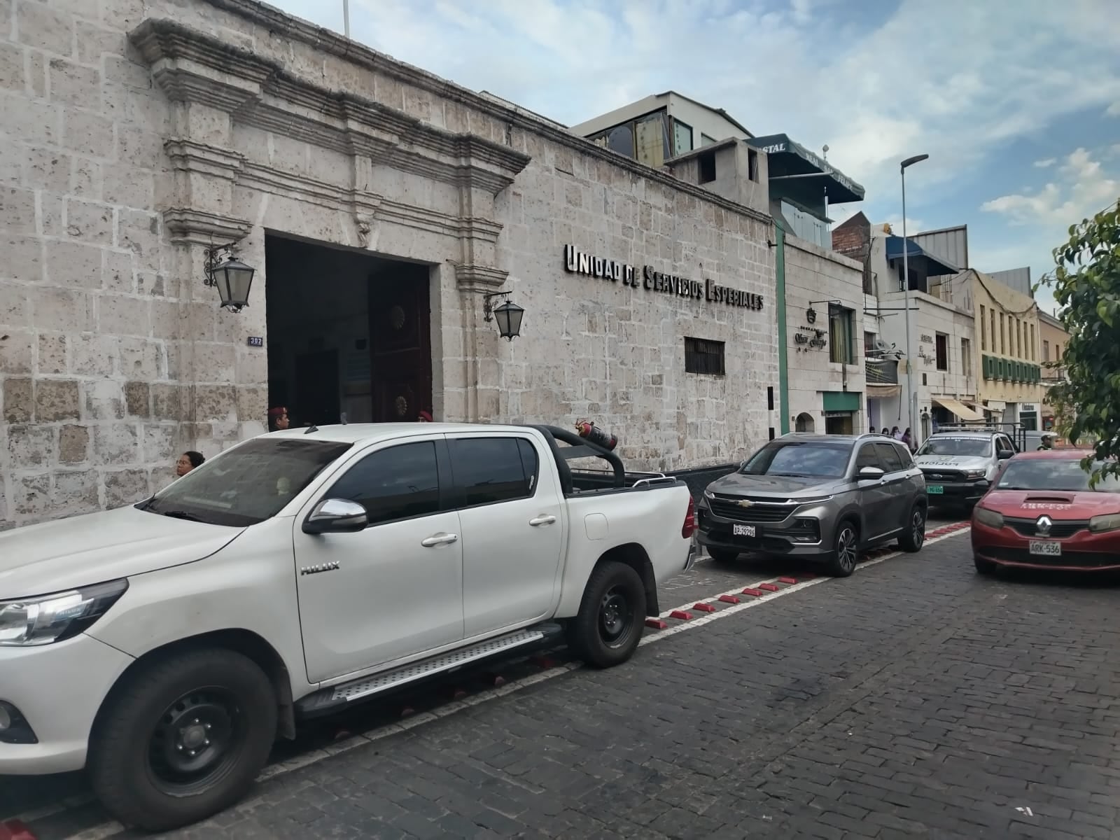 Policía muere tras recibir disparo al interior de la USE, en Arequipa. Foto: GEC.