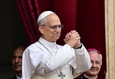 León XIV marca su estilo: más latín, oraciones cantadas y sobriedad para una nueva era papal