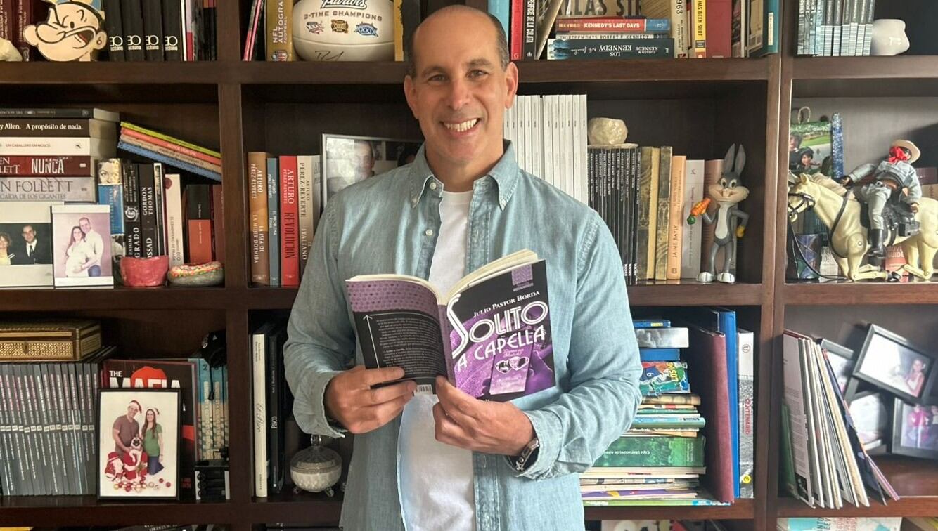 Escritor presenta su segunda novela: "Solito a capella".