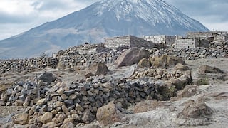 Cinco distritos de Arequipa en peligro por erupción del volcán Misti