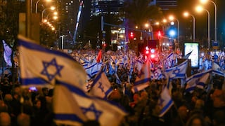 Manifestantes toman las calles de Israel para exigir la salida de Benjamín Netanyahu