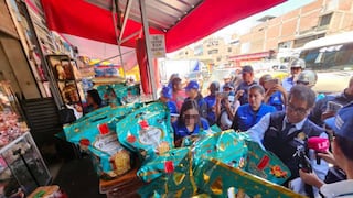 Decomisan panetones vencidos en mercado La Hermelinda de Trujillo
