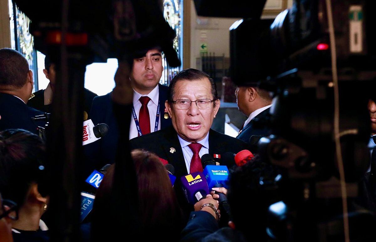 Eduardo Salhuana, presidente del Congreso, se pronunció sobre pensión a Fujimori. (Foto: Congreso)