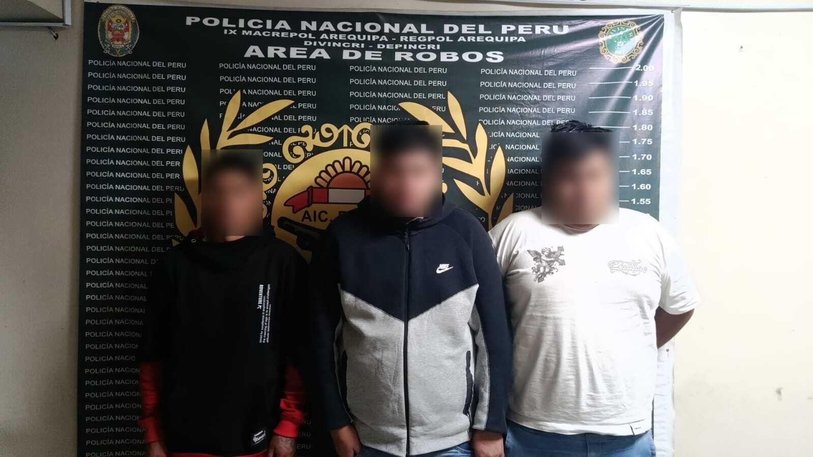 Se presume que banda robaba celulares y objetos de valor en eventos sociales en Arequipa. Foto: PNP.