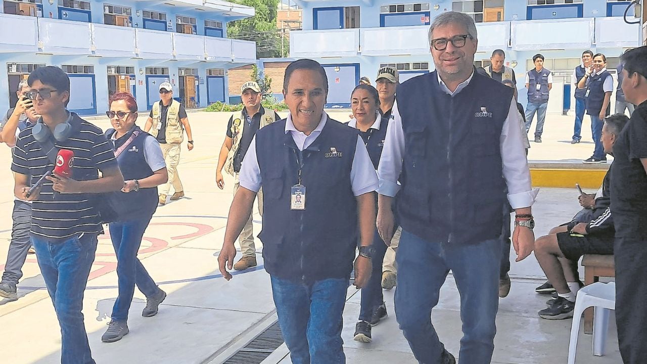 El jefe de la ONPE llegó ayer a Trujillo para verificar la capacitación a miembros de mesa y descartó que en las elecciones de 2021 haya existido algo irregular. Agregó que para los comicios del 12 de abril se hicieron mejoras que garantizarán que los resultados reflejen de manera plena la voluntad popular.