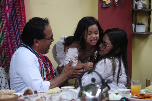 Roberto Sánchez: así fue el desayuno electoral junto a su familia en Huaral (Fotos: Jesús Saucedo/GEC)