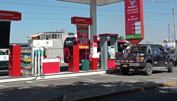 Precio del combustible en algunos grifos de Arequipa. (Foto: GEC)
