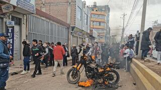 Puno: Capturan a presunto delincuente y prenden fuego a la motocicleta en la que se desplazaba junto a su cómplice
