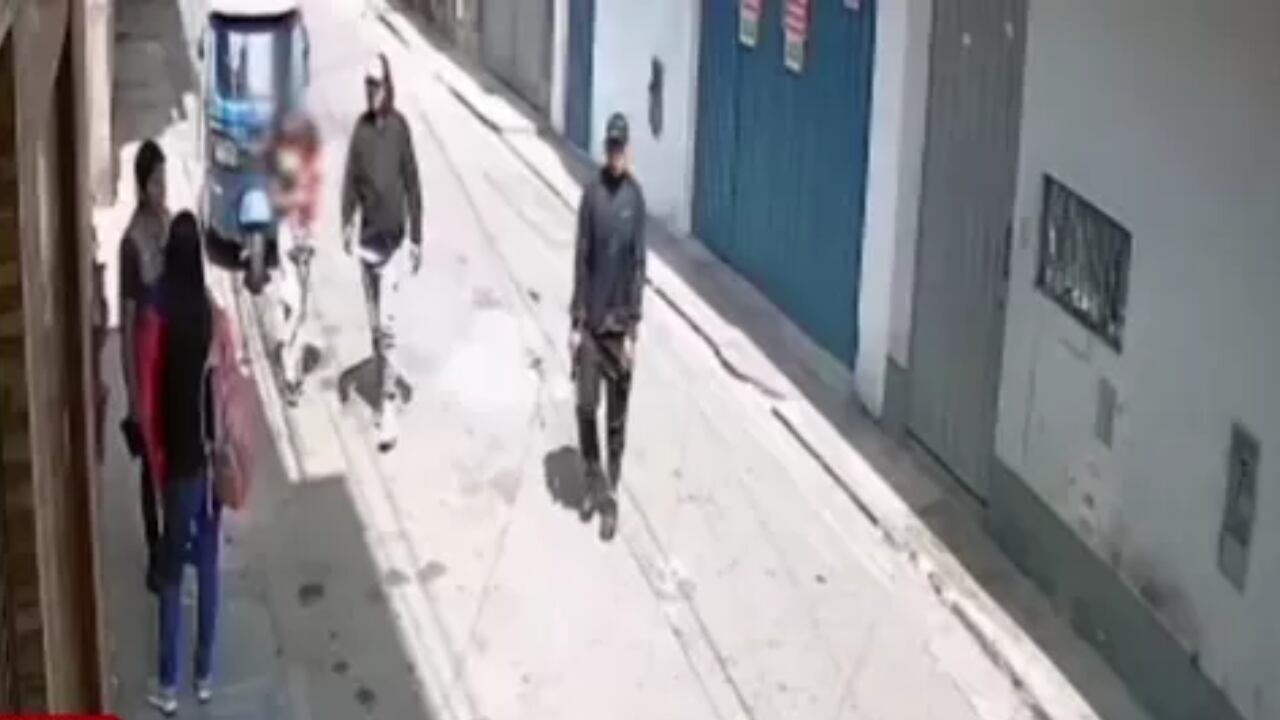 Los delincuentes actuaron con total frialdad en la Asociación Nuevo Horizonte, en Zárate. Vecinos denuncian falta de patrullaje policial y exigen medidas urgentes de seguridad. (Captura de América Noticias)