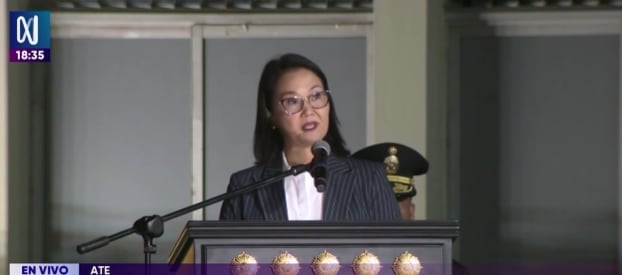 Keiko Fujimori participa en ceremonia por aniversario de unidad de operaciones especiales de la PNP