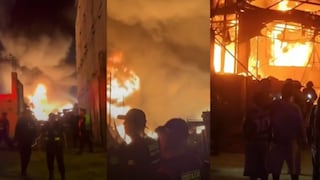 Incendio consumió almacén de reciclaje en Puente Piedra y movilizó ocho unidades de bomberos