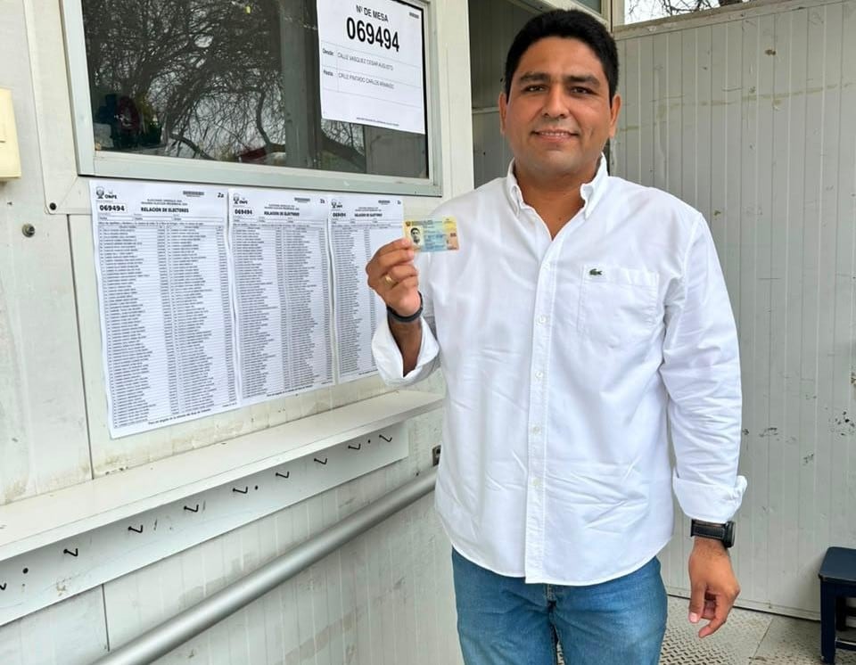 Francisco Cevallos exige la continuidad de los proyectos.