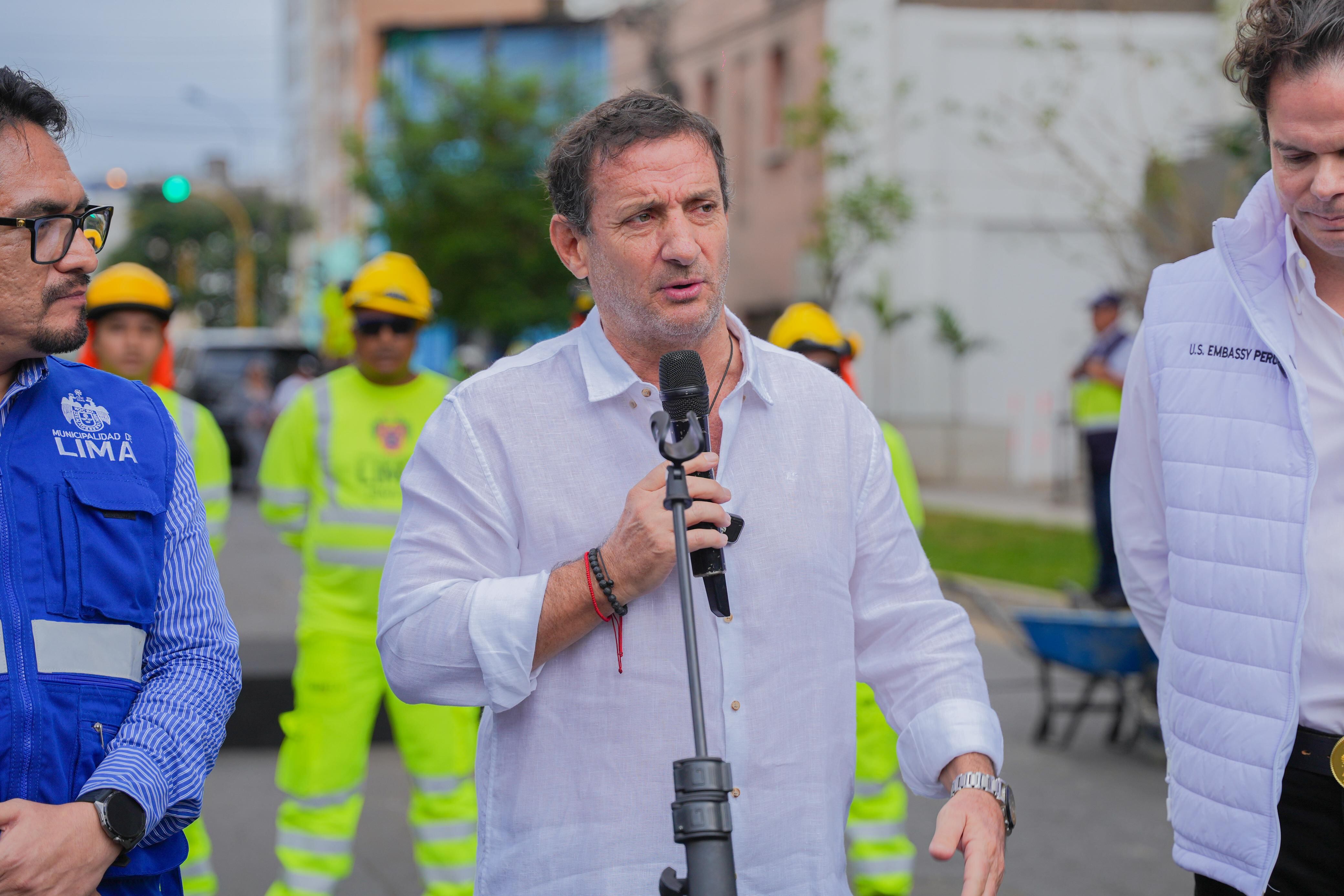 El alcalde Renzo Reggiardo señaló que la decisión dependerá de la evaluación de la Policía Nacional y busca garantizar la seguridad durante una protesta convocada para esa fecha.