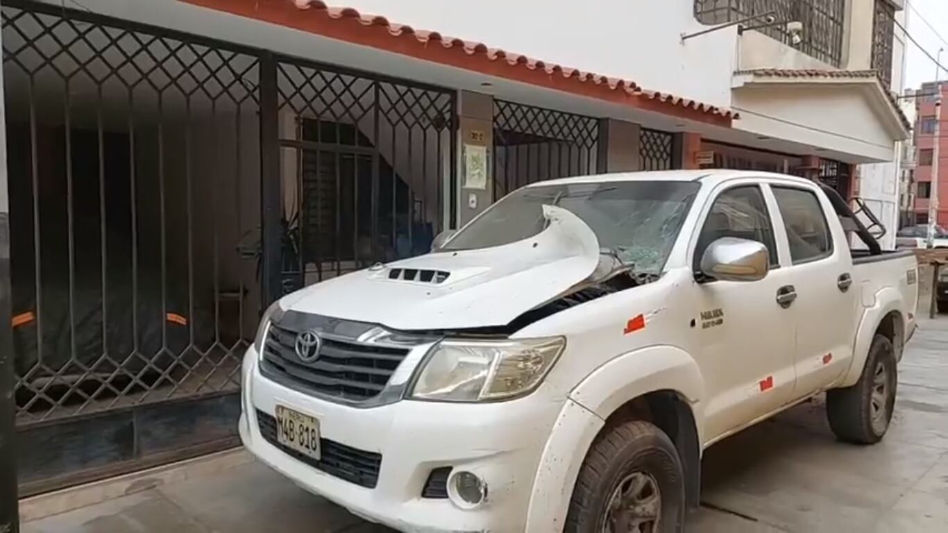 Delincuentes atacaron las casas y vehículos de sus víctimas, para que cedan y les paguen cupos.