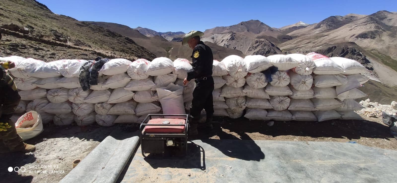 Fiscalía y PNP intervienen campamento minero ilegal en La Unión, en Arequipa. Foto: Fiscalía.