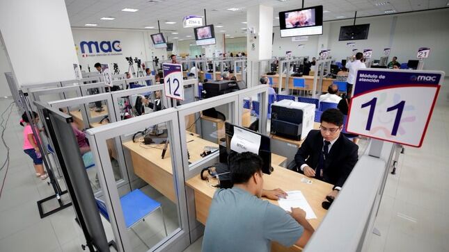 El viernes 30 de junio, día no laborable, la atención será de manera regular. Foto: MTC