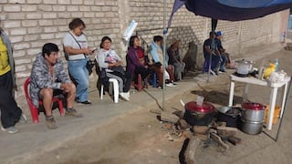 Trujillo: Vecinos realizan vigilia para exigir el arreglo de sus calles y pistas en El Porvenir