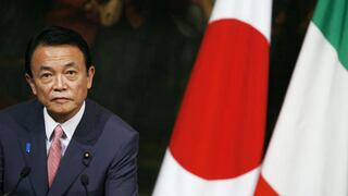 Ministro japonés pide a población "darse prisa y morir"
