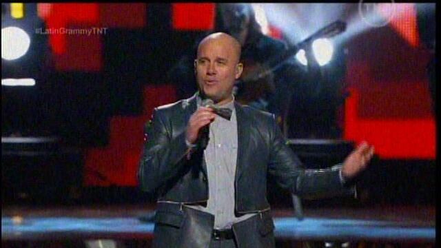 Gianmarco cantó 'La Flor de la Canela' en los Latin Grammy