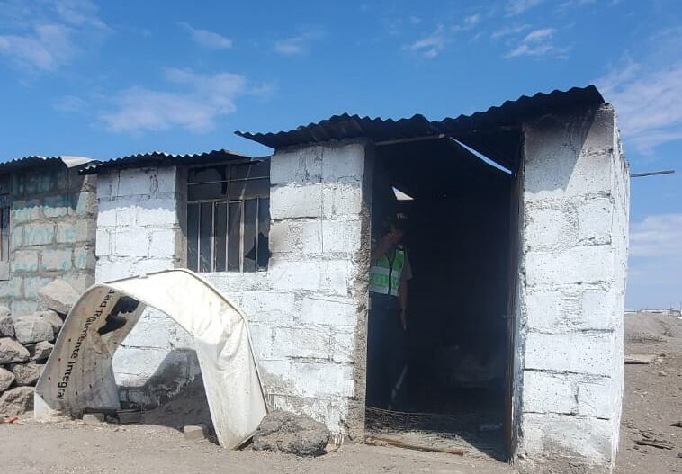 Policías llegaron hasta la vivienda de la víctima en Yura. (Foto: GEC)