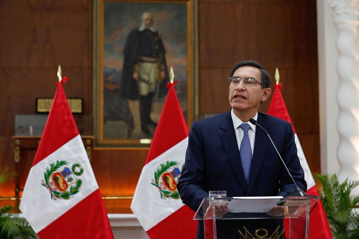 Día 30 de setiembre de 2019, Palacio de Gobierno: Martín Vizcarra lee el mensaje al país anunciando la disolución irregular del Congreso de la República. (Foto: Andina)
