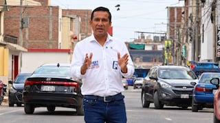 Robert De La Cruz propone el plan “Cero Huecos” con pistas de concreto y planta de asfalto para Trujillo
