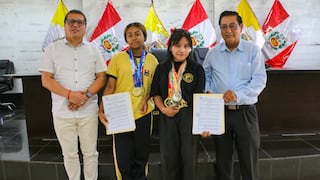 ¡Orgullo iqueño! reconocen a jóvenes atletas campeonas que lograron medallas de oro