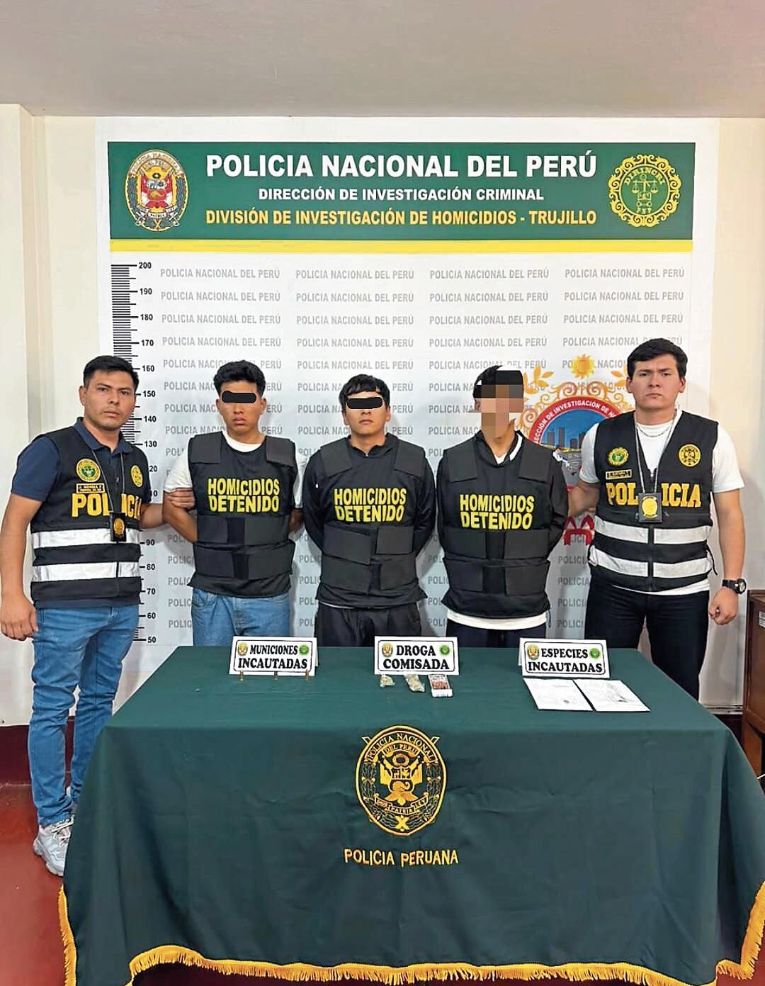 Mientras tanto, el tercer implicado, un adolescente de 17 años, fue internado cuatro meses en el Centro Juvenil de Diagnóstico y Rehabilitación de Trujillo.
