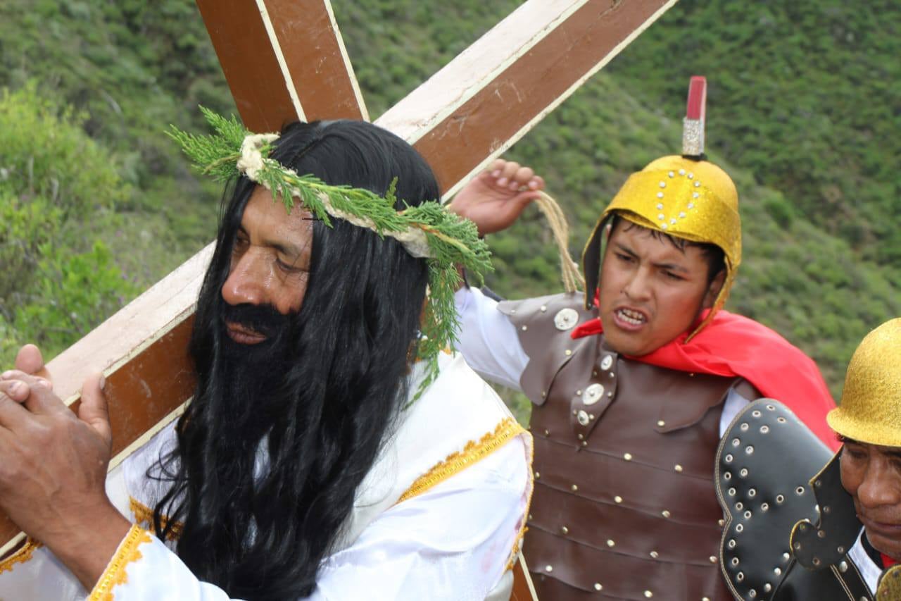 Vía Crucis en Pampacolca, provincia de Castilla. (Foto: Pampacolca, tierra de Lindas Costumbres y Tradiciones/Facebook)