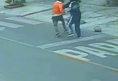 Estudiante forcejea con ladrón y recupera su teléfono en San Juan de Miraflores