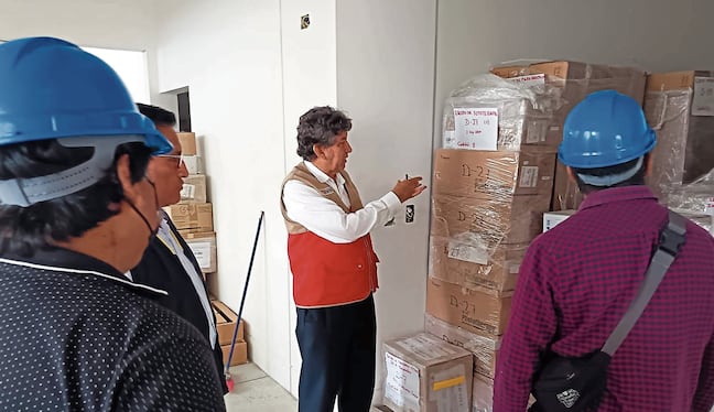 Distribución de los equipos de Maritza Campos a los hospitales Honorio Delgado y Goyeneche aún no se concreta (Foto: GRA)