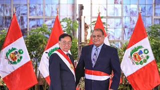 Rodolfo Acuña Namihas asume el Ministerio de Economía