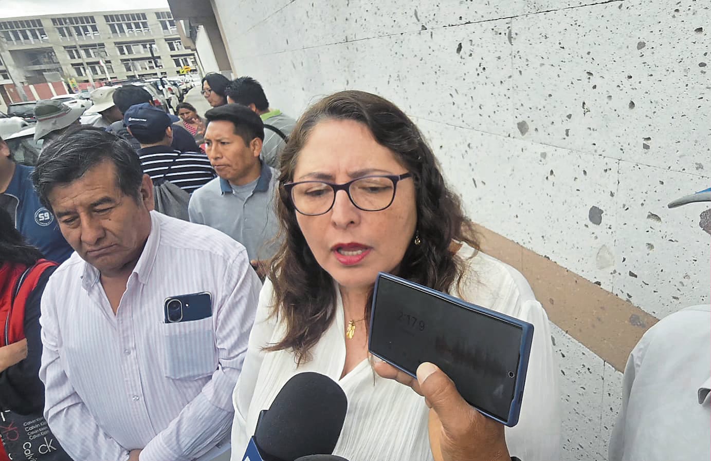 Presidenta de los transportistas del SIT en Arequipa denuncia amenazas por pasaje urbano