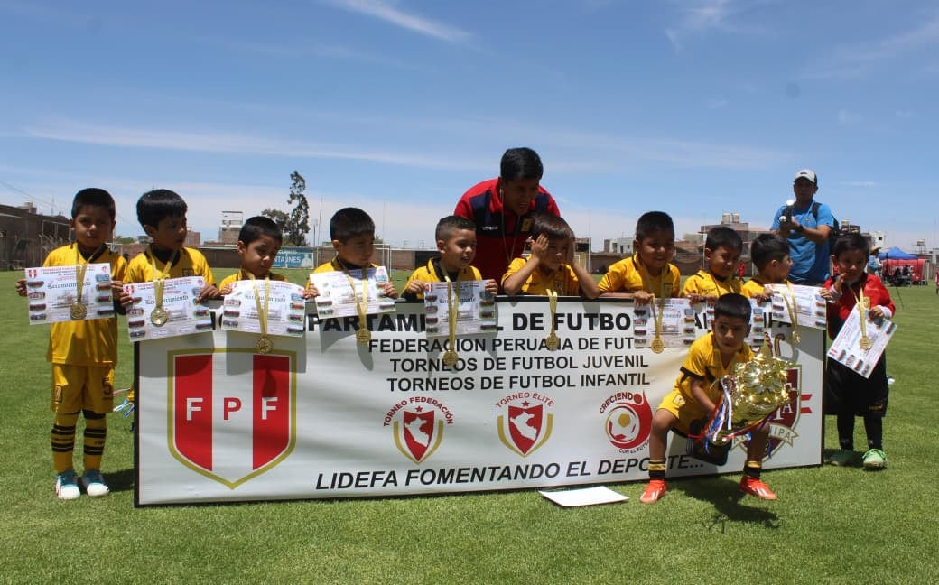 Cantolao Yanahuara, campeón Sub-05 en Creciendo con el Fútbol en Arequipa. (Foto: Álvaro Figueroa/@photo.gec)
