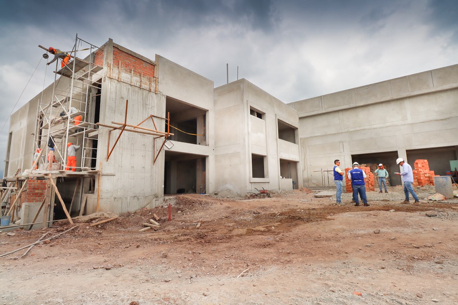 Avanza construcción de "Almacén de medicamentos" en Chulucanas