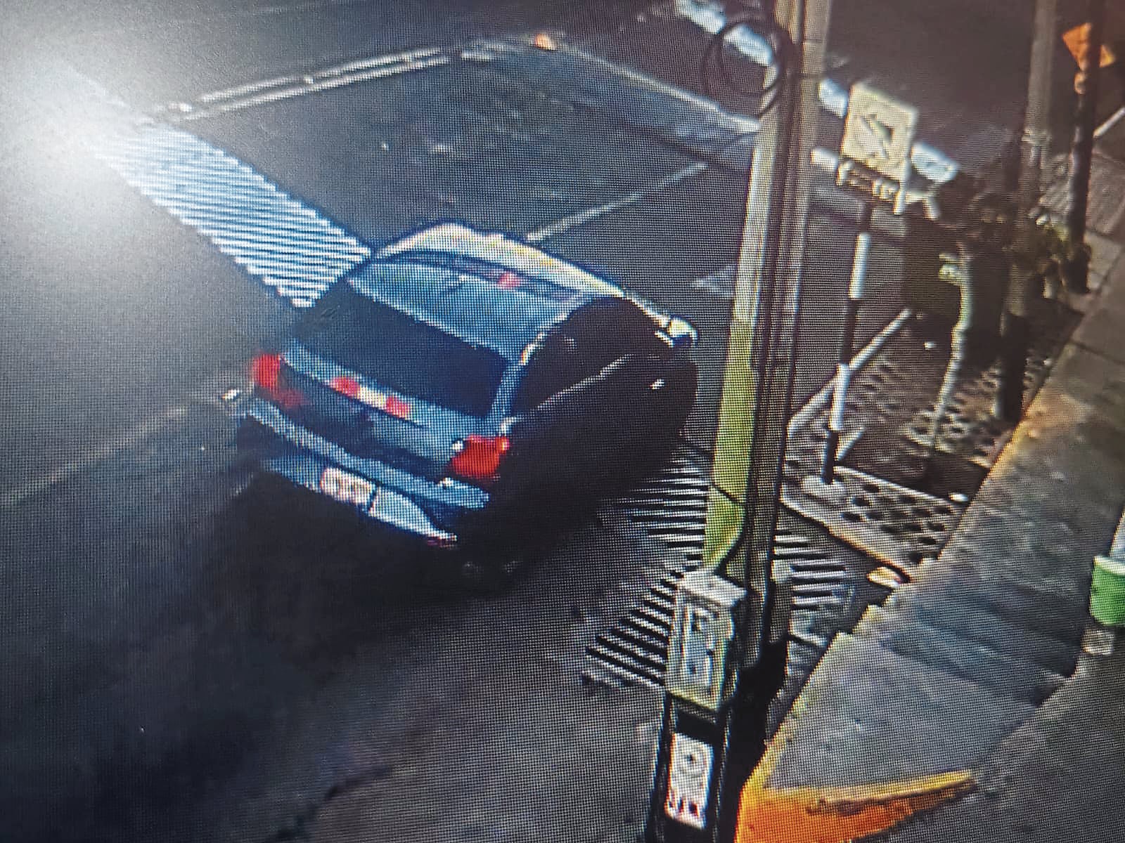 Arrastran a joven madre para robarle cartera con dinero en Selva Alegre