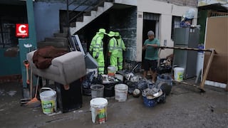 Keiko Fujimori inspecciona zonas afectadas por lluvias en Villa María del Triunfo (FOTOS)