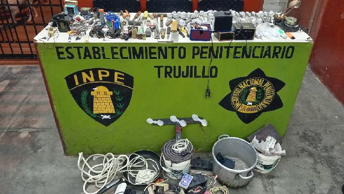 Agentes del Inpe ejecutaron sorpresiva requisa en uno de los pabellones del centro penitenciario y decomisaron artículos ilegales.