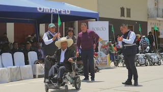 La Libertad: Entregan sillas de ruedas eléctricas a personas con discapacidad en Huamachuco