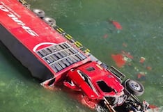 Tráiler de carga y encomiendas cae a río en la carretera Interoceánica - Apurímac (FOTOS)