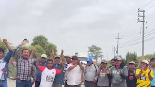 Agricultores arroceros bloquean el “trébol Catacaos” en Piura durante paro agrario indefinido