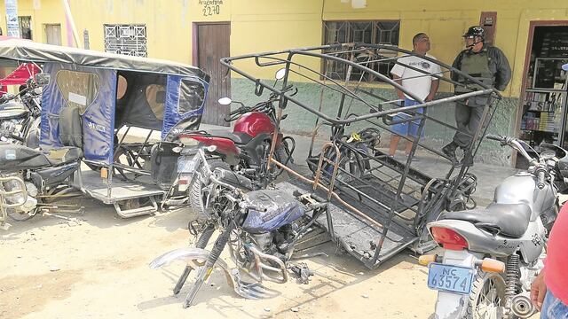 Chiclayo: Vecinos queman mototaxi  de ladrones