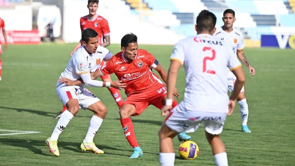 Equipo que dirige el técnico Angel Comizzo, sigue moviendo sus fichas.