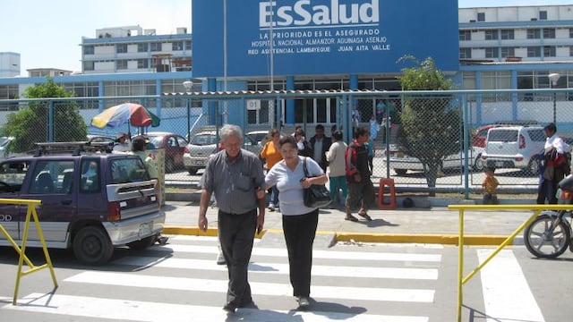 Médicos de EsSalud acatan huelga nacional en Lambayeque